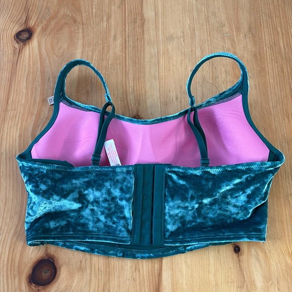 NWT: Victoria Secret’s Pink - Wireless Corset Cami Bra - Size Medium - Picture 10 of 10